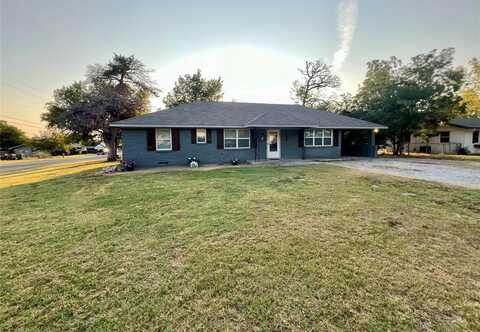 701 Denver Street, Alvord, TX 76225