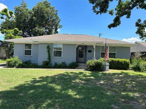 546 Summit Drive, Richardson, TX 75081