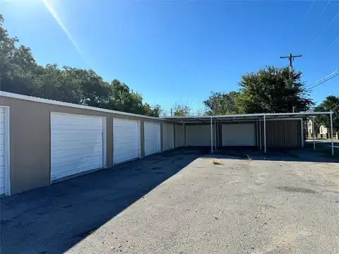 1595 N Belknap Street, Stephenville, TX 76401