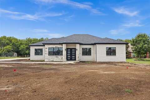 1057 Meadow Hill Drive, Lavon, TX 75166