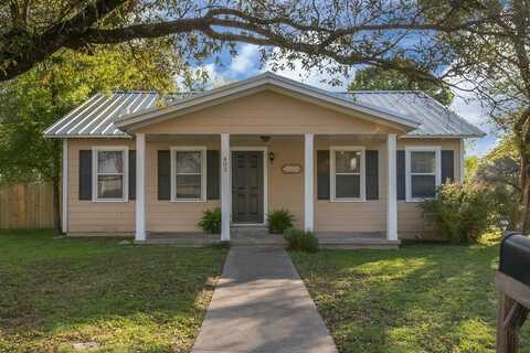 403 N Avenue N, Clifton, TX 76634