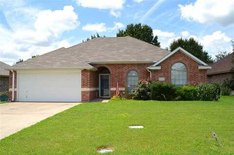 137 Birdsong Lane, Terrell, TX 75160