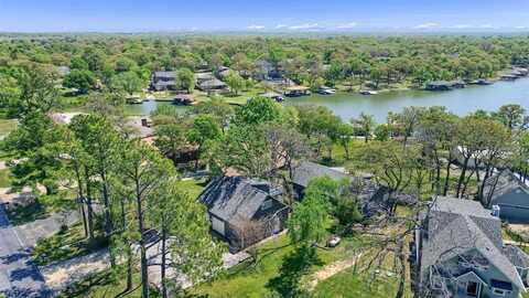 1214 Kiowa Drive E, Lake Kiowa, TX 76240