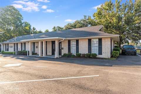 5839 E Kings, Shreveport, LA 71105