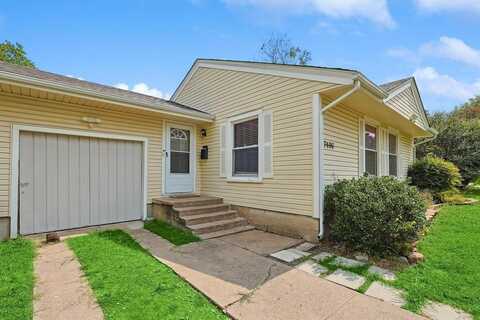 7406 Llano Avenue, Fort Worth, TX 76116