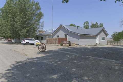 598 Road 11, Powell, WY 82435