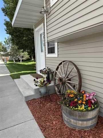 2812 Lincoln Ave, Cody, WY 82414