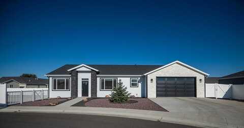 155 Maple Court, Powell, WY 82435