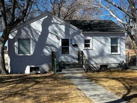 330 Idaho Ave, Lovell, WY 82431