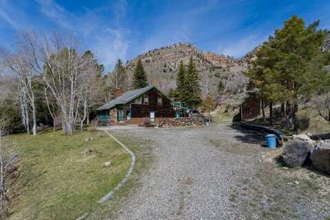 73 Sheep Mountain Ln, Cody, WY 82414