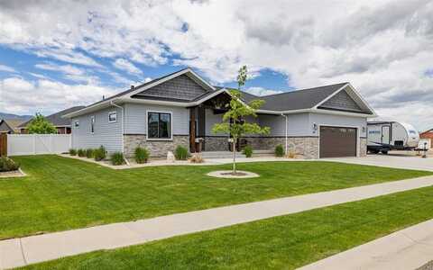 919 33rd St, Cody, WY 82414