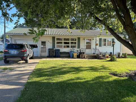 213 W Greene Street, Paullina, IA 51014