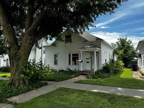 419 W CEDAR ST, Cherokee, IA 51012