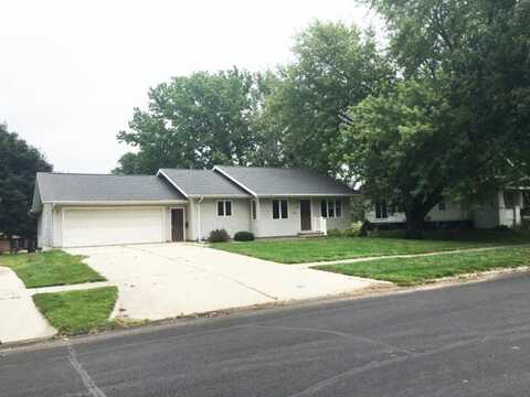 1615 East 9th Street, Sheldon, IA 51201