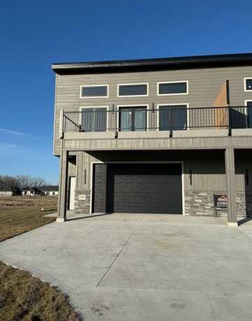 910 S Turtle Cove, No. Sioux City, SD 57049