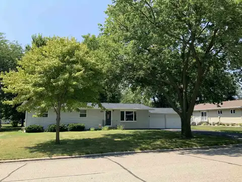 311 NW 12th St., Pocahontas, IA 50574