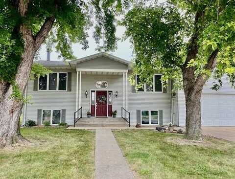 1422 Lewis, Vermillion, SD 57069