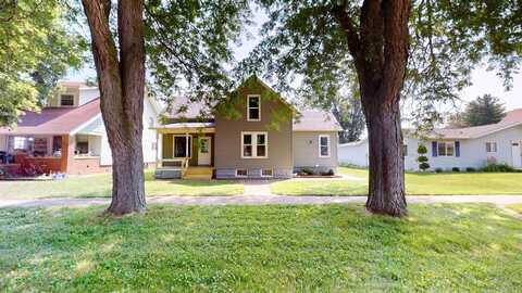 106 S Lubeck, Holstein, IA 51025