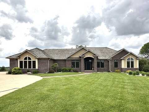 2008 Arizona Ave NW, Orange City, IA 51041