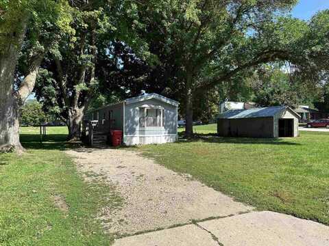 103 Walnut St., Vermillion, SD 57069