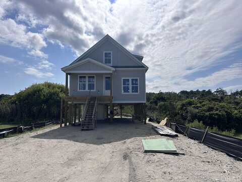 8214 S Old Oregon Inlet Road, Nags Head, NC 27959