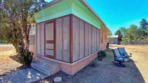 409 W Sul Ross, Alpine, TX 79734