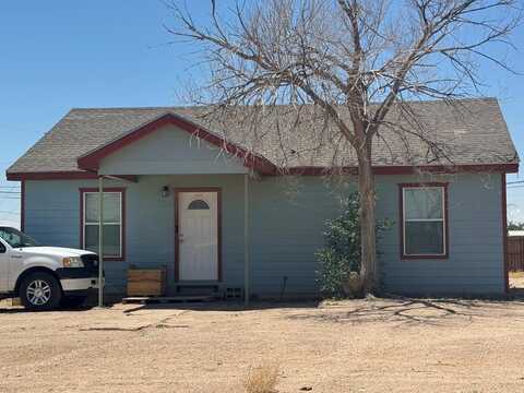 502 Wildcat Dr, Wink, TX 79745