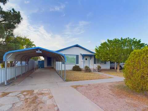 1721 W Adams Ave, Pecos, TX 79772