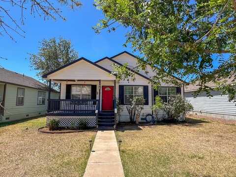 1008 W Del Rio St, Alpine, TX 79830