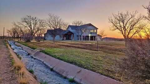 636 W San Soloman, Balmorhea, TX 79772