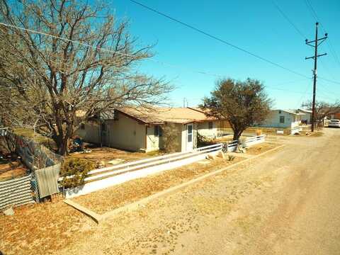 1703 E Gallego Ave, Alpine, TX 79830