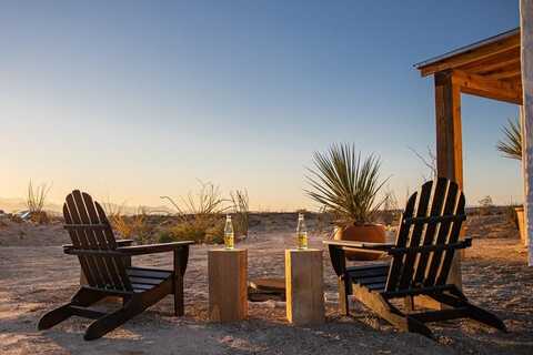 442 Kempf Rd, Terlingua, TX 79852