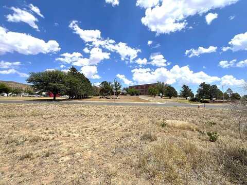 911 Lockhart, Alpine, TX 79830