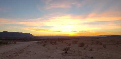 5165 Earthship Dr, Terlingua, TX 79852