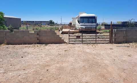 10 Nogal St, La Luz, NM 88337