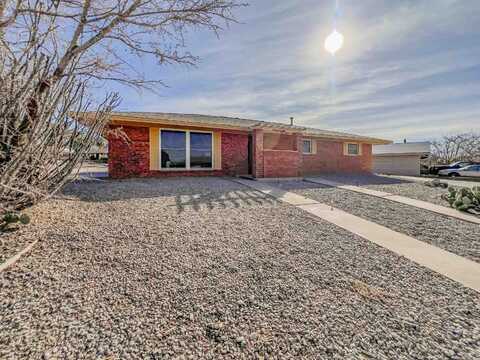 2806 Sunrise AVE, Alamogordo, NM 88310