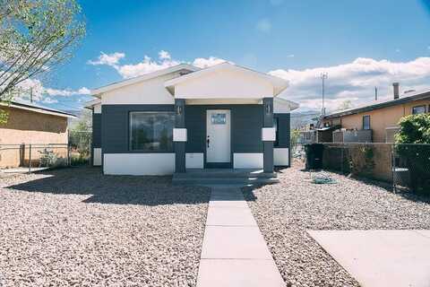 212 Virginia AVE, Alamogordo, NM 88310