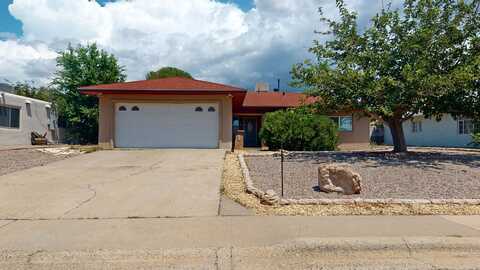 1705 Buena Vista Corte, Alamogordo, NM 88310