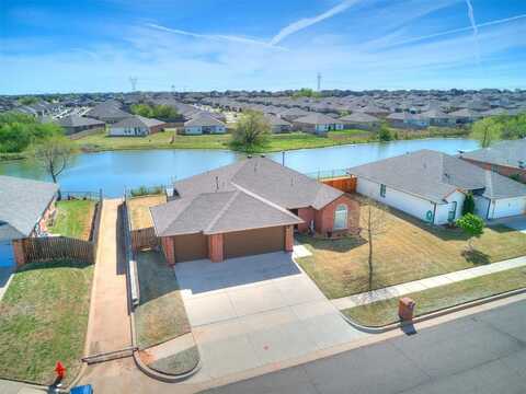 10012 Squire Lane, Yukon, OK 73099