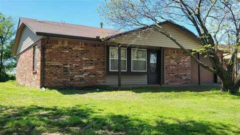 305 Ashway Street, Okemah, OK 74859