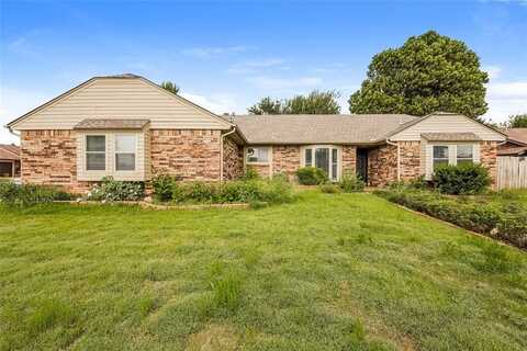 2113 Yellowstone Drive, Yukon, OK 73099