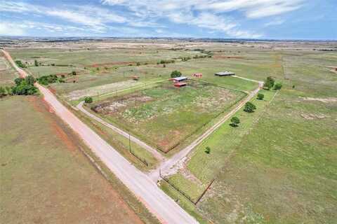 10366 N 2050 Road, Canute, OK 73626