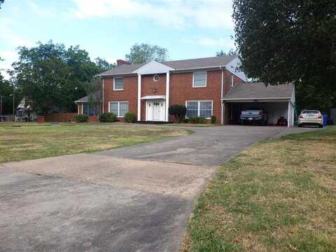 304 Country Club Drive, Holdenville, OK 74848