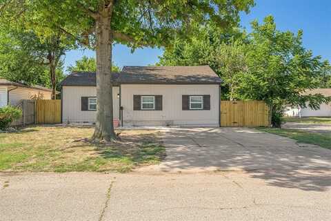 6816 NW 52nd Street, Bethany, OK 73008