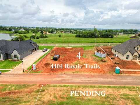 4404 Rustic Trails, Moore, OK 73160