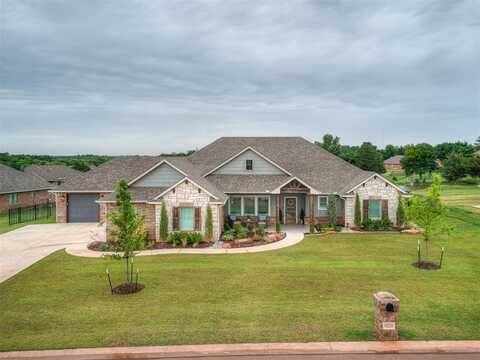 10220 Oakwood Drive, Edmond, OK 73025