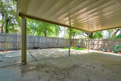 6533 Westrock Drive, Oklahoma City, OK 73132