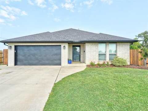 125 SW 7th Street, Moore, OK 73160