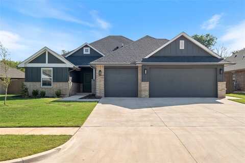 2420 Creek Side Circle, Moore, OK 73160