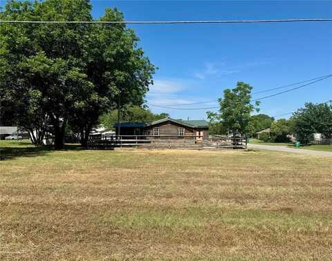 1026 E Hayes Street, Mangum, OK 73554